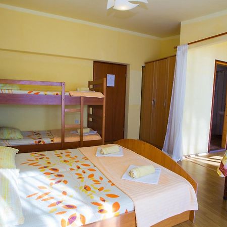 Apartments With A Parking Space Baska Voda, Makarska - 6761 Baška Voda Quarto foto