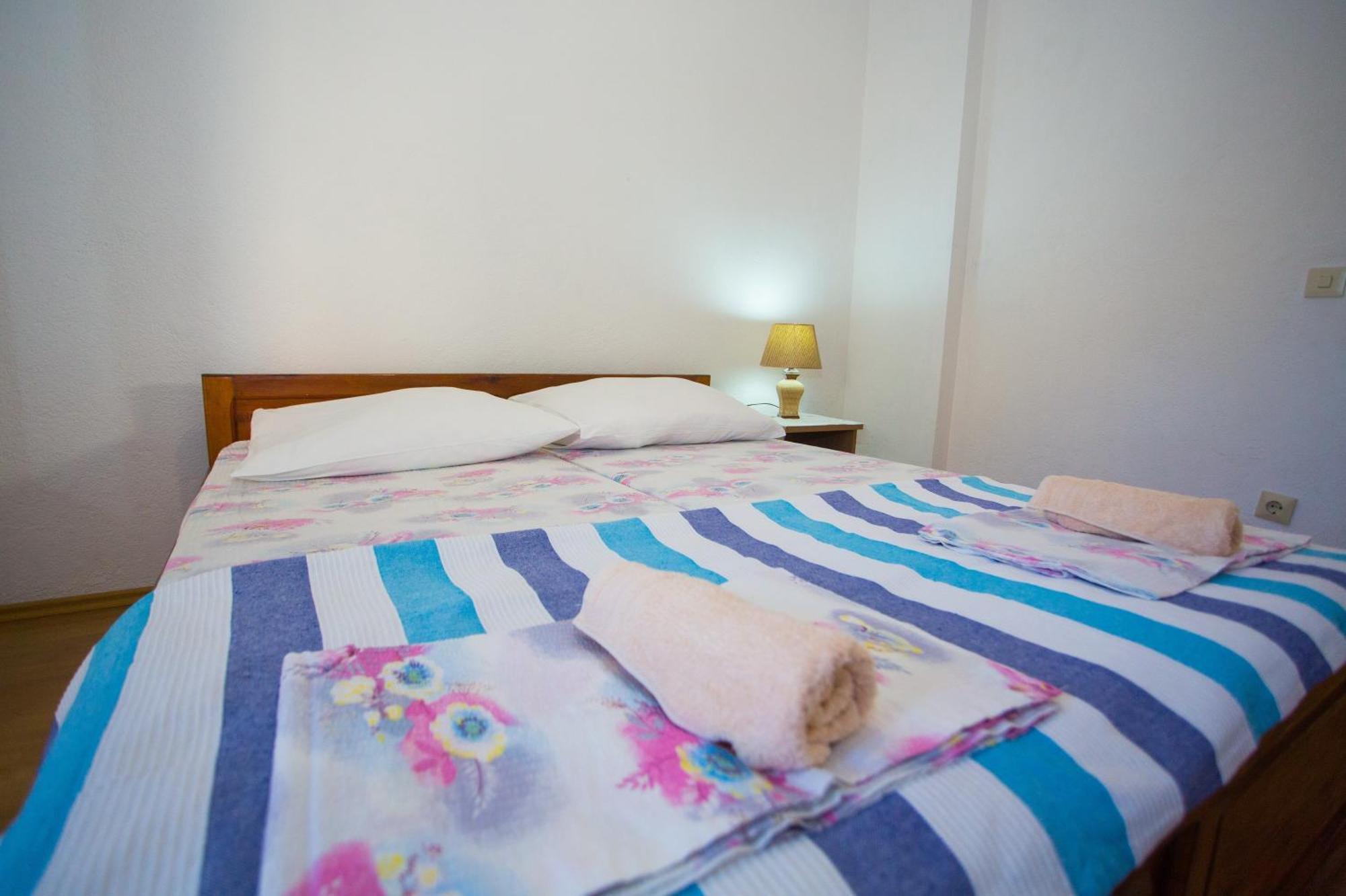 Apartments With A Parking Space Baska Voda, Makarska - 6761 Baška Voda Quarto foto